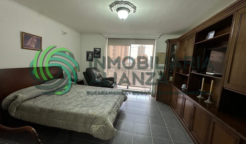 Apartamento de 5 alcobas en venta en Cabecera Del Llano, Bucaramanga, 205 m² · foto 16 de 24