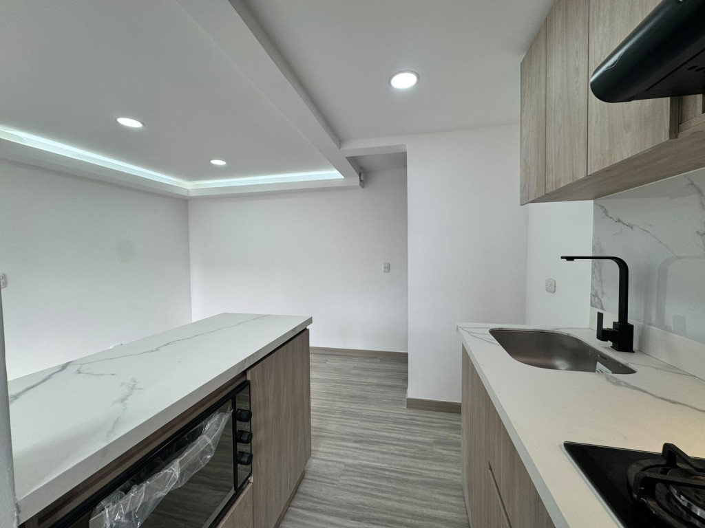 Apartamento en arriendo en Cimarronas, Rionegro · foto 3 de 12
