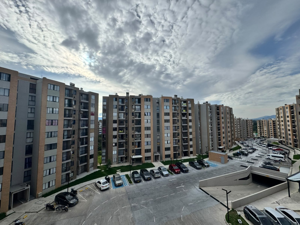 Apartamento en arriendo en Cimarronas, Rionegro · foto 11 de 12