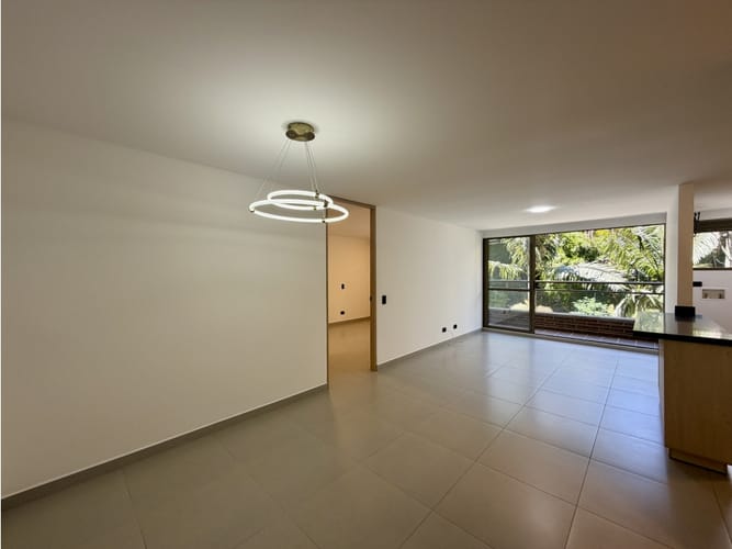 Apartamento de 1 alcoba en venta en El Campestre, Medellín, 61 m² · foto 2 de 9