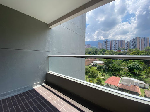 Apartamento en arriendo en Loma De Las Brujas, Envigado · foto 10 de 13