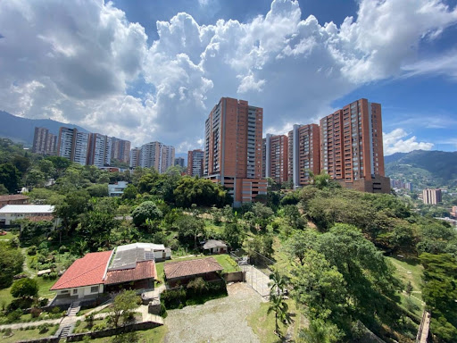 Apartamento en arriendo en Loma De Las Brujas, Envigado · foto 12 de 13