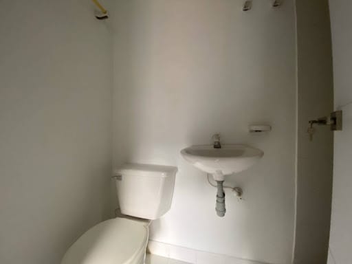 Apartamento de 3 alcobas en arriendo en Loma Del Campestre, Medellín, 135 m² · foto 10 de 20