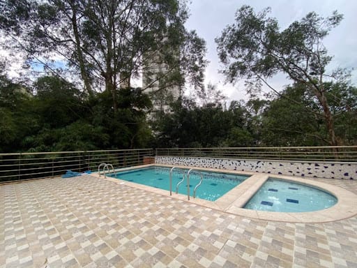 Apartamento de 3 alcobas en arriendo en Loma Del Campestre, Medellín, 135 m² · foto 18 de 20