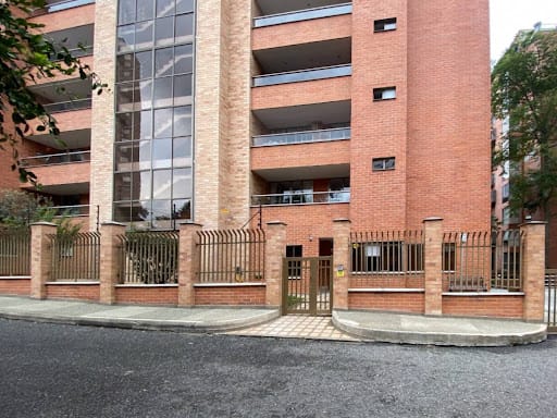 Apartamento de 3 alcobas en arriendo en Loma Del Campestre, Medellín, 135 m² · foto 20 de 20