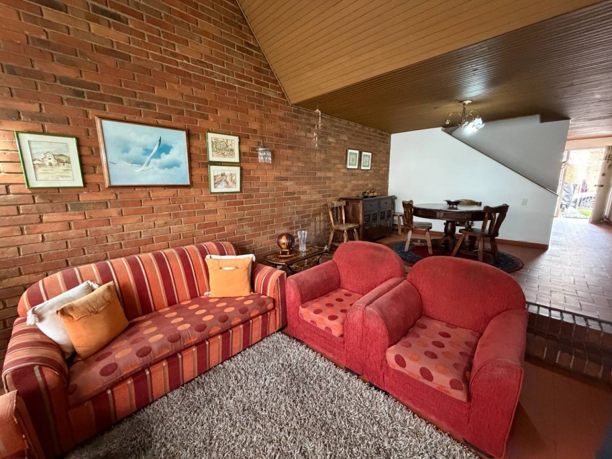 Casa en venta en Niza, Bogotá · foto 12 de 19