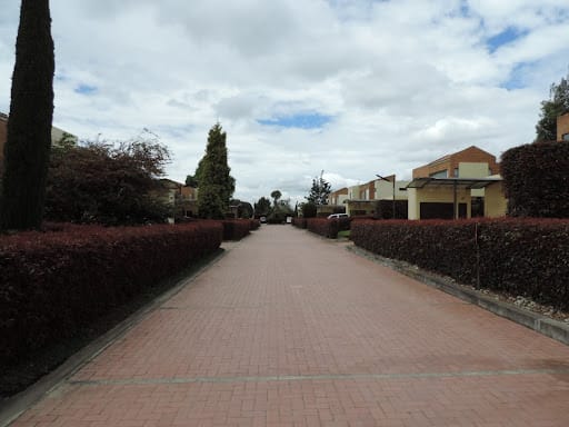 Casa de 3 alcobas en venta en Cota, 232 m² · foto 8 de 24