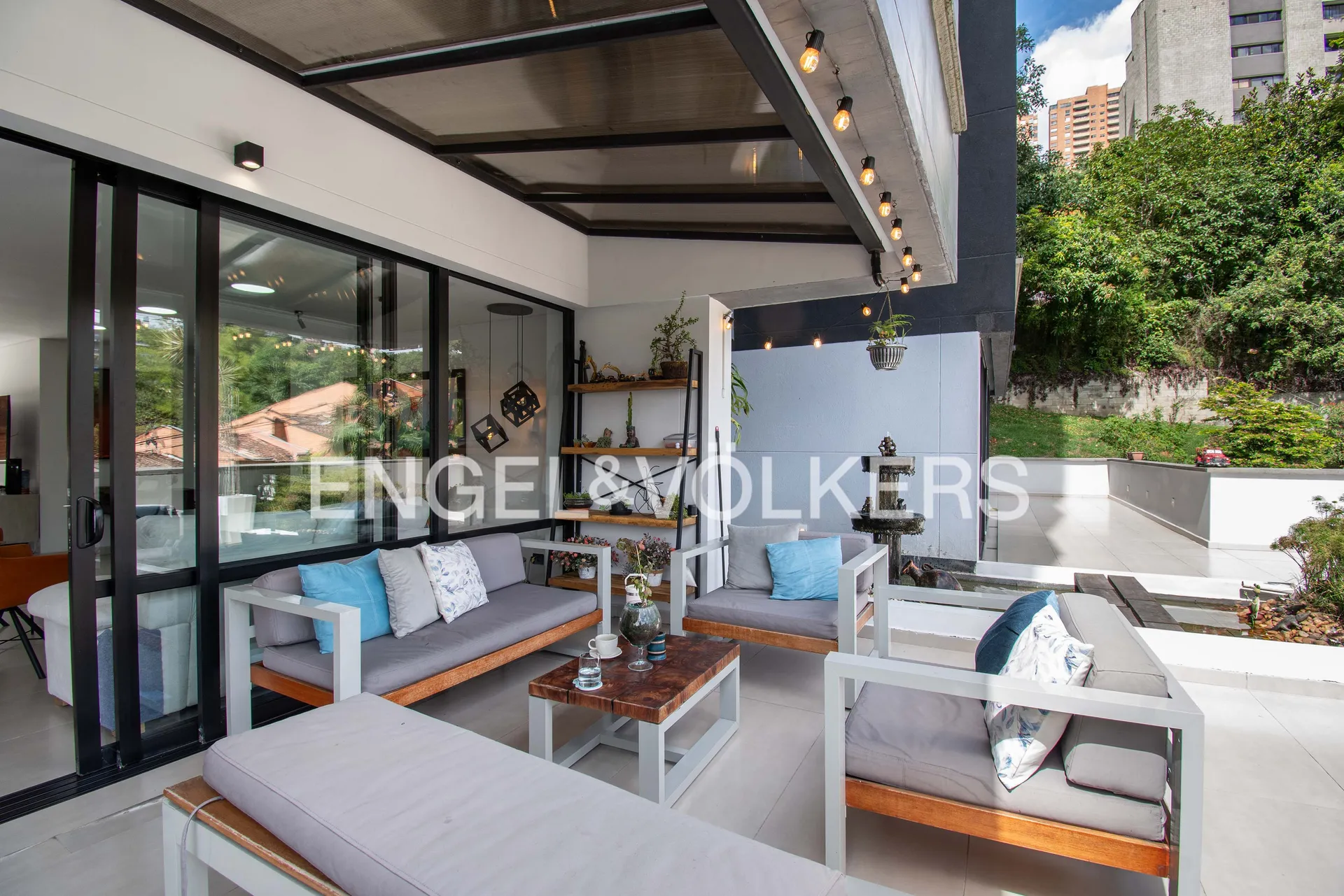 Apartamento en arriendo en El Tesoro, Medellín · foto 3 de 20