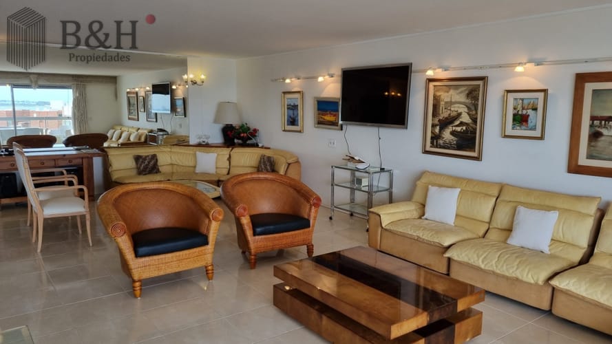 Apartamento en alquiler anual mansa 5 dormitorios en suite · Foto 2