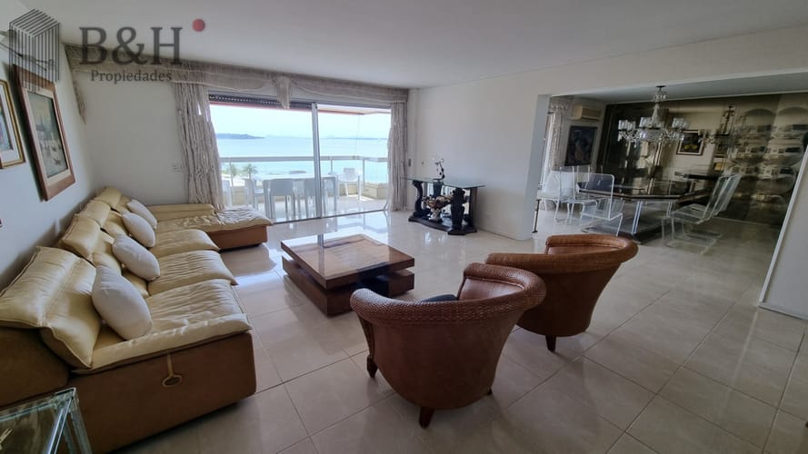 Apartamento en alquiler anual mansa 5 dormitorios en suite · Foto 8