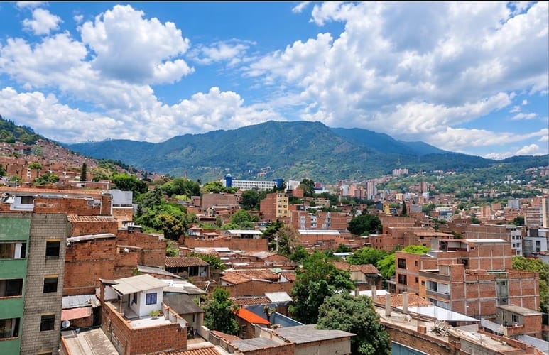 Apartamento en venta en Boston, Medellín · foto 2 de 7