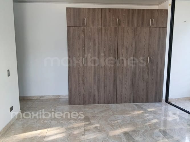 Apartamento de 3 alcobas en venta en El Carmen De Viboral, El Carmen de Viboral, 62 m² · foto 3 de 9