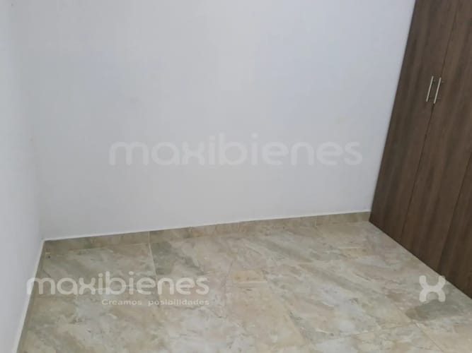 Apartamento de 3 alcobas en venta en El Carmen De Viboral, El Carmen de Viboral, 62 m² · foto 4 de 9
