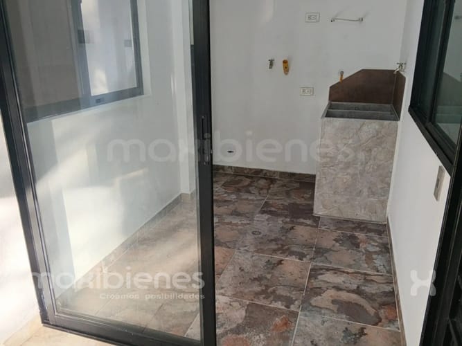Apartamento de 3 alcobas en venta en El Carmen De Viboral, El Carmen de Viboral, 62 m² · foto 5 de 9