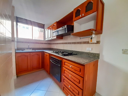 Apartamento en venta en Jardines, Envigado · foto 2 de 13
