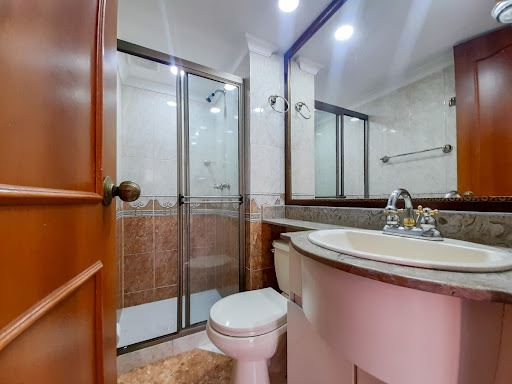 Apartamento en venta en Jardines, Envigado · foto 9 de 13