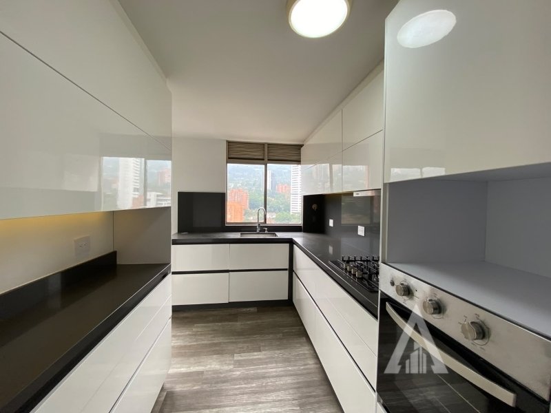 Apartamento en Arriendo en El Poblado, Medellín