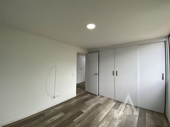 Apartamento de 3 alcobas en arriendo en La Florida, Medellín, 135 m² · foto 9 de 19