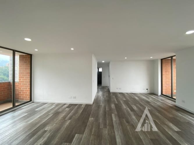 Apartamento de 3 alcobas en arriendo en La Florida, Medellín, 135 m² · foto 14 de 19