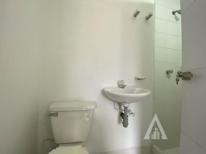 Apartamento de 3 alcobas en arriendo en La Florida, Medellín, 135 m² · foto 15 de 19