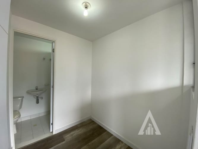 Apartamento de 3 alcobas en arriendo en La Florida, Medellín, 135 m² · foto 18 de 19