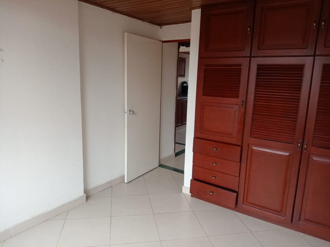 Apartamento de 2 alcobas en venta en Quinta Ramos, Bogotá, 43 m² · foto 9 de 20