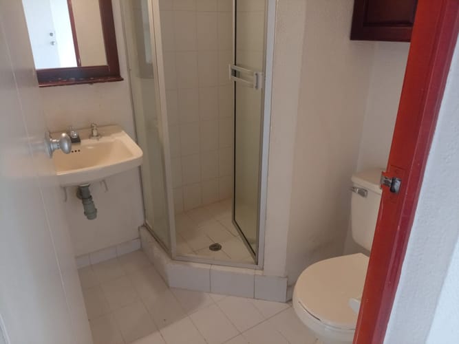 Apartamento de 2 alcobas en venta en Quinta Ramos, Bogotá, 43 m² · foto 16 de 20