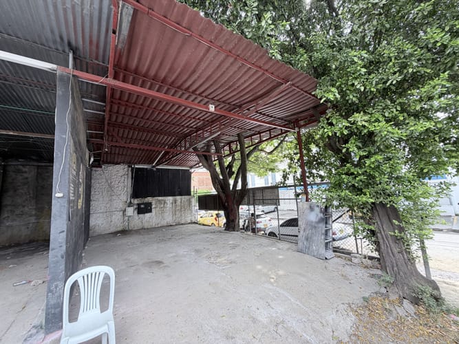 Local en arriendo en Los Cambulos, Cali, 120 m² · foto 2 de 6