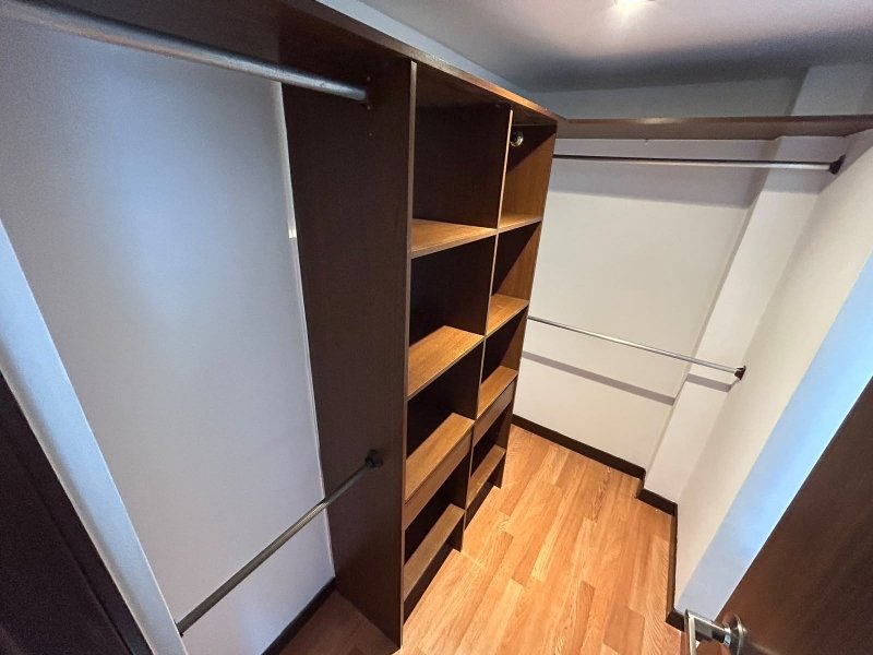 Apartamento en arriendo en Uribe Angel, Envigado · foto 10 de 18
