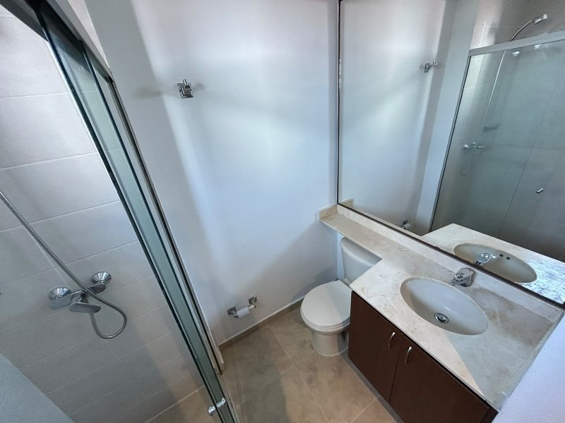 Apartamento en arriendo en Uribe Angel, Envigado · foto 11 de 18