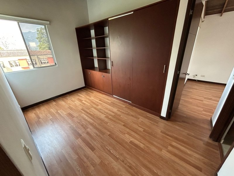 Apartamento en arriendo en Uribe Angel, Envigado · foto 17 de 18