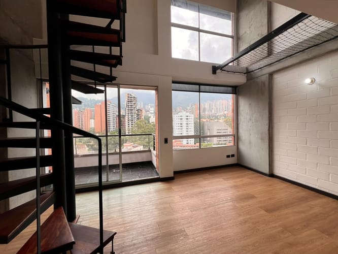 Apartamento de 1 alcoba en venta en El Poblado, Medellín, 70 m² · foto 1 de 10