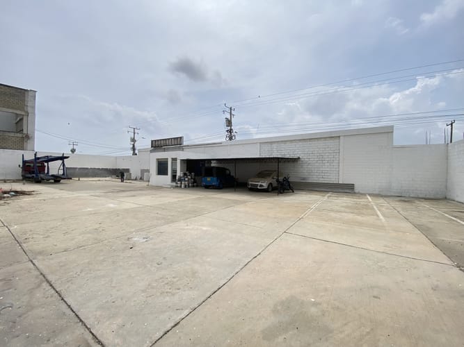 Bodega en arriendo en Modelo, Barranquilla · foto 8 de 14