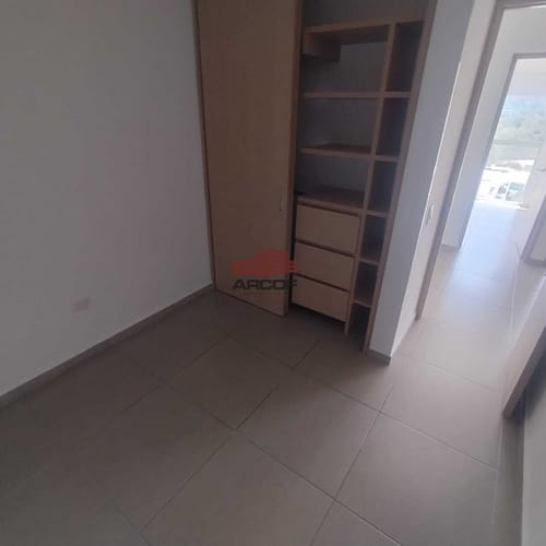 Apartamento de 3 alcobas en venta en Club House Iii, Floridablanca, 90 m² · foto 8 de 19