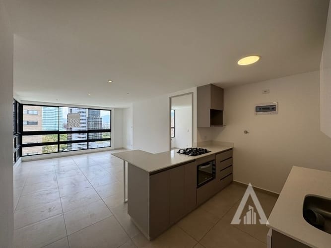 Apartamento de 2 alcobas en arriendo en Castropol, Medellín, 74 m² · foto 3 de 15