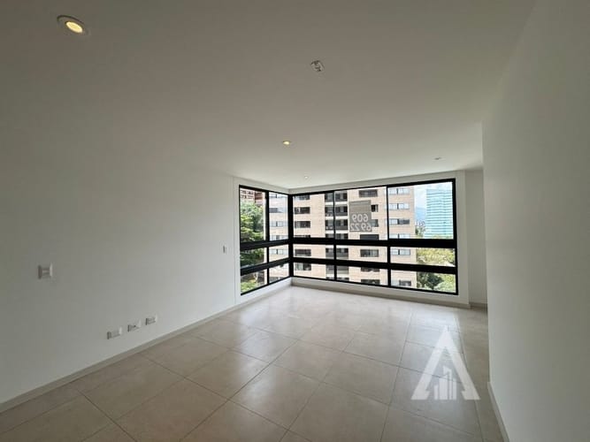 Apartamento de 2 alcobas en arriendo en Castropol, Medellín, 74 m² · foto 5 de 15