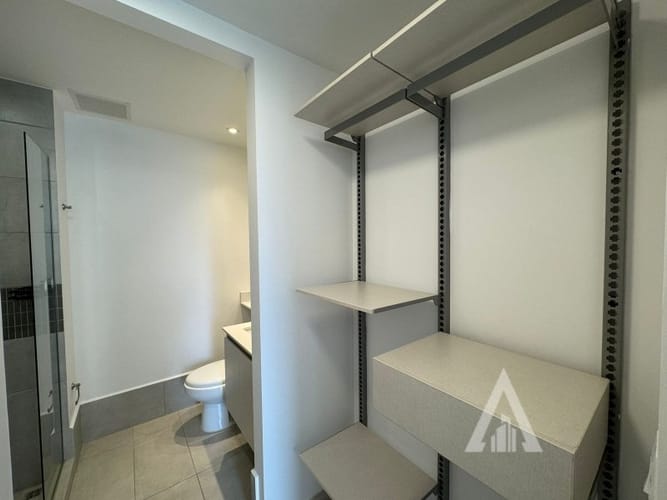 Apartamento de 2 alcobas en arriendo en Castropol, Medellín, 74 m² · foto 14 de 15