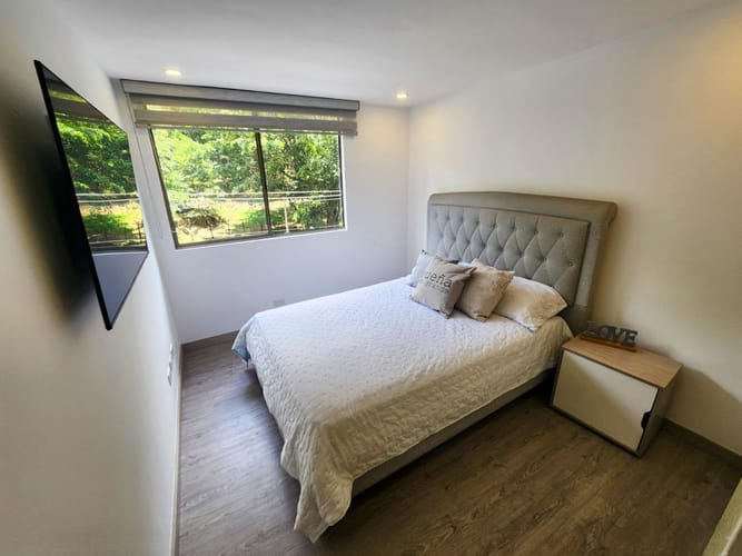 Apartamento de 3 alcobas en arriendo en El Diamante No. 2, Medellín, 148 m² · foto 8 de 13