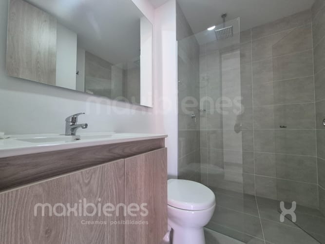 Apartamento de 3 alcobas en venta en Llano Grande, Rionegro, 86 m² · foto 9 de 18