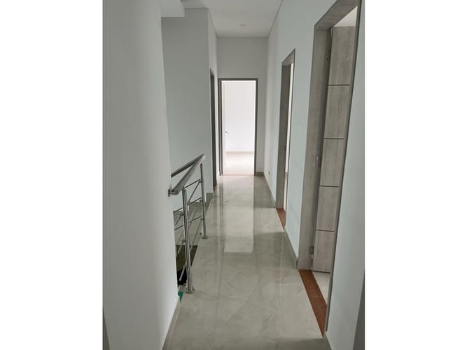 Casa de 4 alcobas en venta en Potrerito, Jamundí, 190 m² · foto 2 de 10