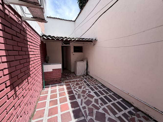 Casa en venta en El Refugio, Cali · foto 7 de 24