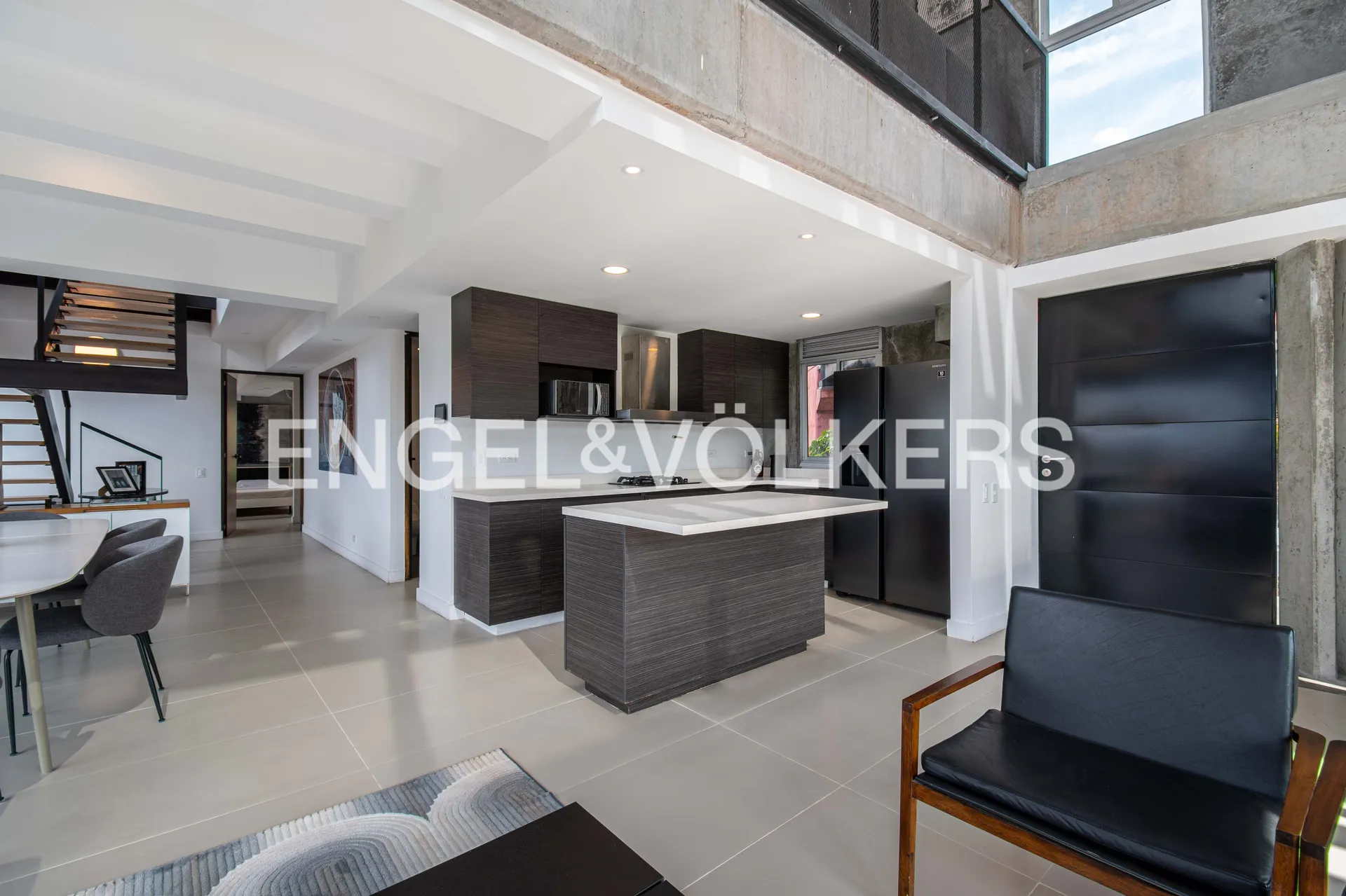 Apartamento en arriendo en El Poblado, Medellín · foto 3 de 12