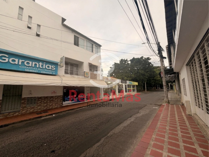 Local en venta en Prados Del Este, Cúcuta, 250 m² · foto 2 de 16