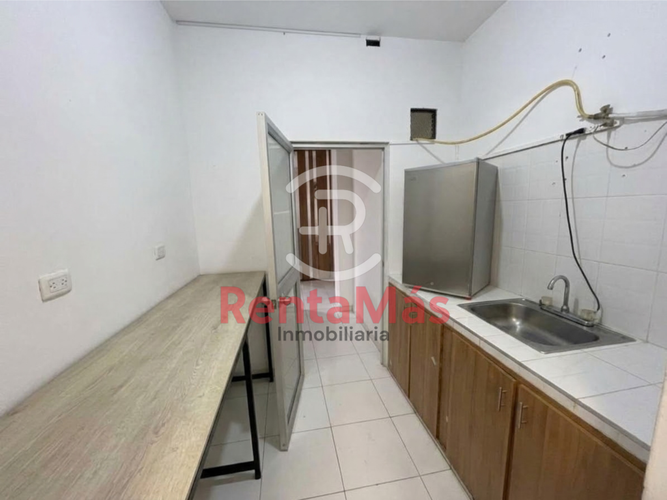 Local en venta en Prados Del Este, Cúcuta, 250 m² · foto 14 de 16
