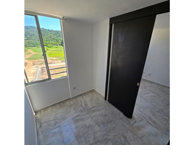 Apartamento de 3 alcobas en venta en Villas De Navarra, Piedecuesta, 58 m² · foto 6 de 16