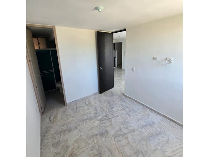 Apartamento de 3 alcobas en venta en Villas De Navarra, Piedecuesta, 58 m² · foto 11 de 16