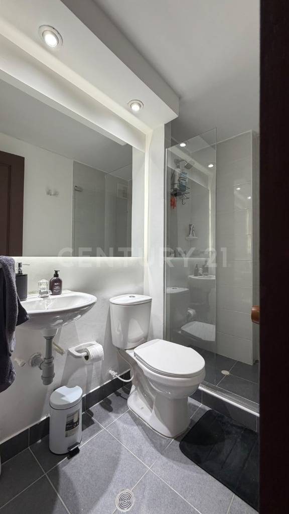 Apartamento en venta en Cedritos, Bogotá · foto 9 de 12