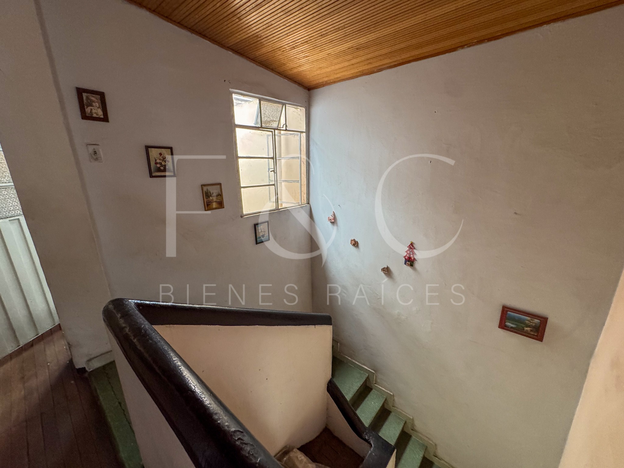 Casa en venta en Eduardo Santos, Bogotá · foto 8 de 15
