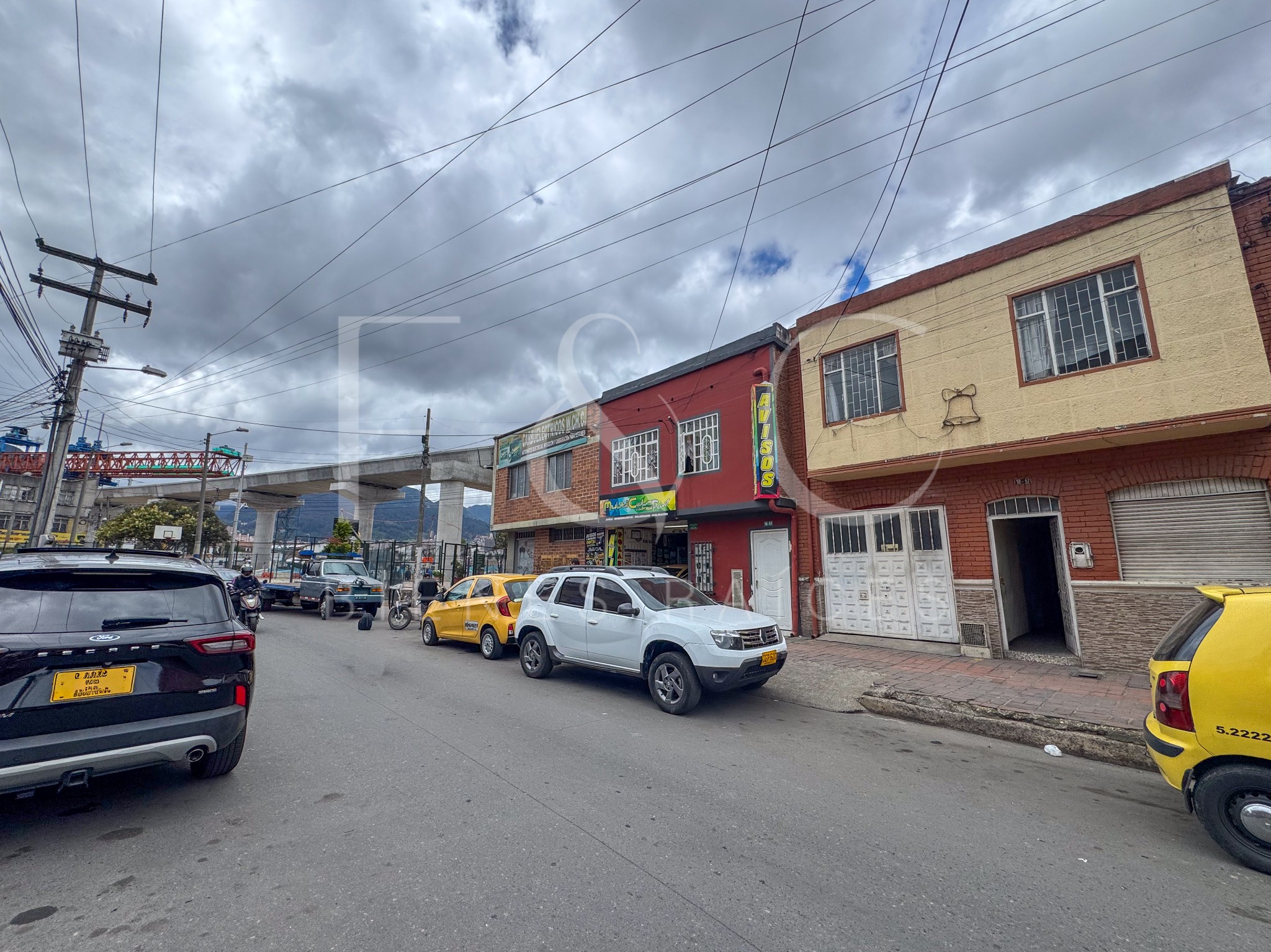 Casa en venta en Eduardo Santos, Bogotá · foto 2 de 15