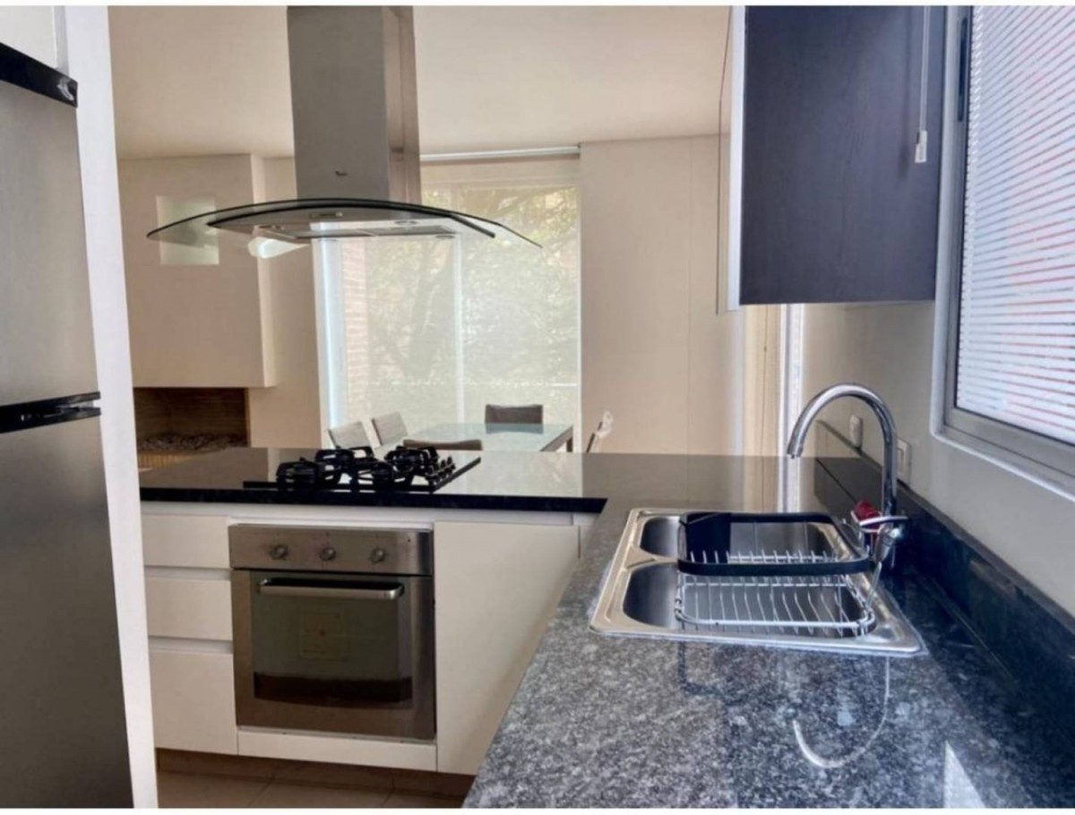 Apartamento en venta en Chico Norte, Bogotá · foto 2 de 17